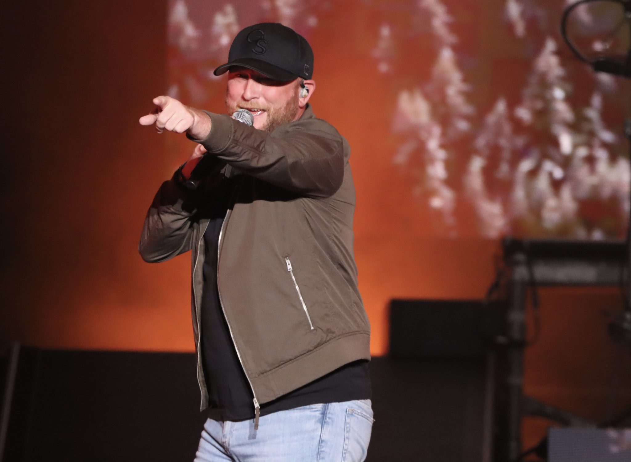 Cole Swindell at Leader Bank Pavilion on 5/30/2024