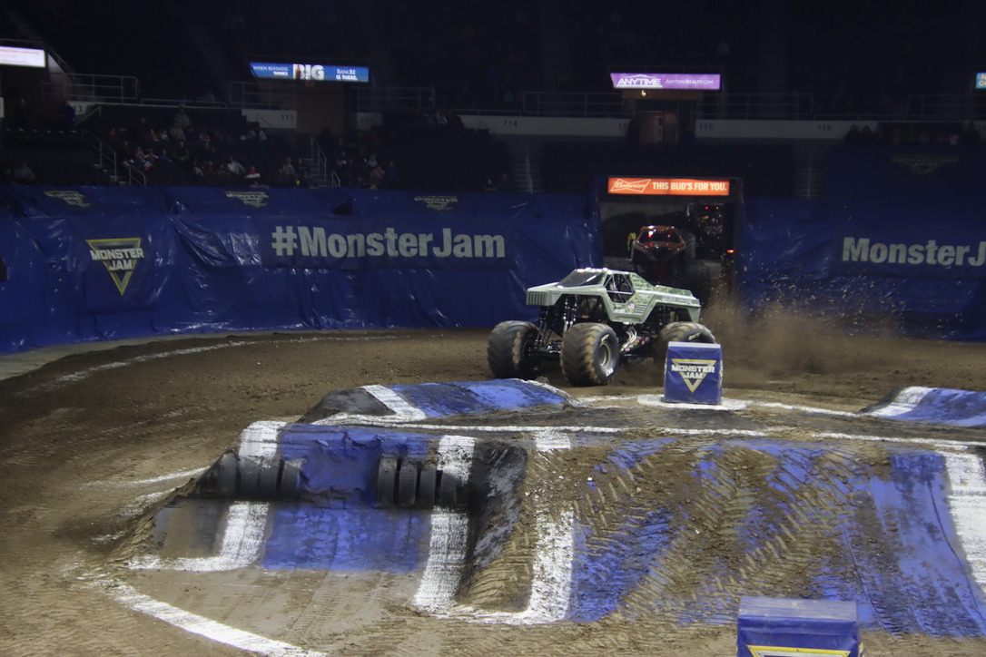 MONSTER JAM TRUCKS ON DISPLAY FREE Orlando #MonsterJam - Trippin with Tara