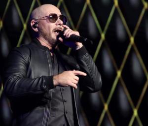 Pitbull at the Xfinity Center in Mansfield, MA