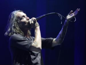 Incubus at the Xfinity Center in Mansfield, MA
