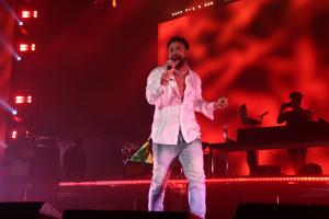 Shaggy at the Xfinity Center