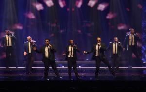 Straight No Chaser at the Mohegan Sun Arena on December 8, 2023