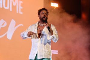 Shaggy at the Xfinity Center