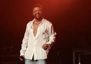 Shaggy at the Xfinity Center