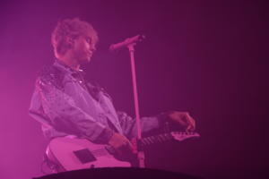 Machine Gun Kelly at the Mohegan Sun Arena on October 31, 2021