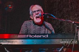 Max Creek at Soundcheck Studios in Pembroke, Massachusetts on December 15, 2023