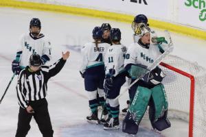 PWHL Boston vs New York on 1/20/2024