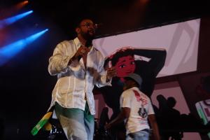 Shaggy at the Xfinity Center
