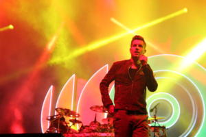 311 performing in Gilford, NH at the Bank of New Hampshire Pavilion.