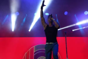 311 performing in Gilford, NH at the Bank of New Hampshire Pavilion.