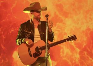 Dustin Lynch at Leader Bank Pavilion in Boston, MA on 5/2/2024