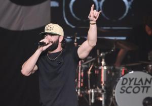 Dylan Scott and Mackenzie Carpenter at Leader Bank Pavilion in Boston, MA on 5/30/2024