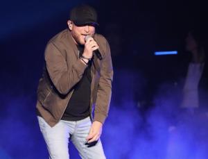 Cole Swindell at Leader Bank Pavilion in Boston, MA on 5/30/2024