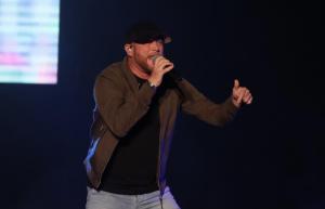Cole Swindell at Leader Bank Pavilion in Boston, MA on 5/30/2024