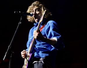 Sitting on Stacy at Mohegan Sun Arena on 2/15/2024