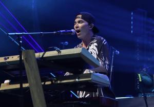 Stick Figure at Xfinity Center in Mansfield, MA on August 3, 2024
