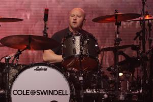 Cole Swindell at the Mohegan Sun Arena in Uncasville, CT on February 6, 2025.