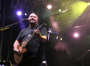 Iration at Reggae Rise Up 2017